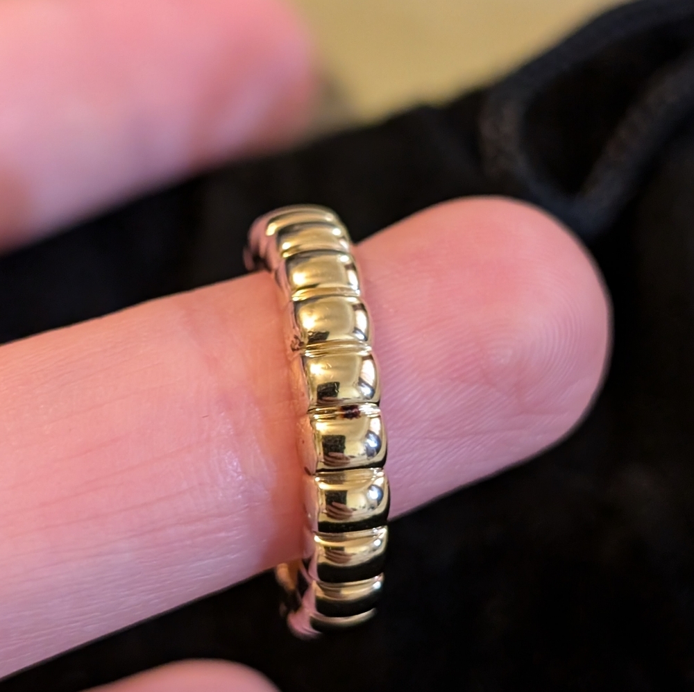 Mejuri Charlotte Slim Ring